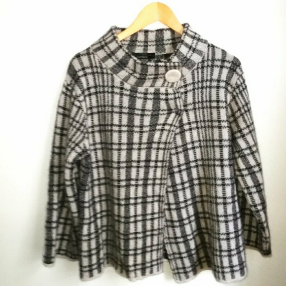 Italian Mohair Plaid Cream & Black Cardigan - Picture 1 of 4